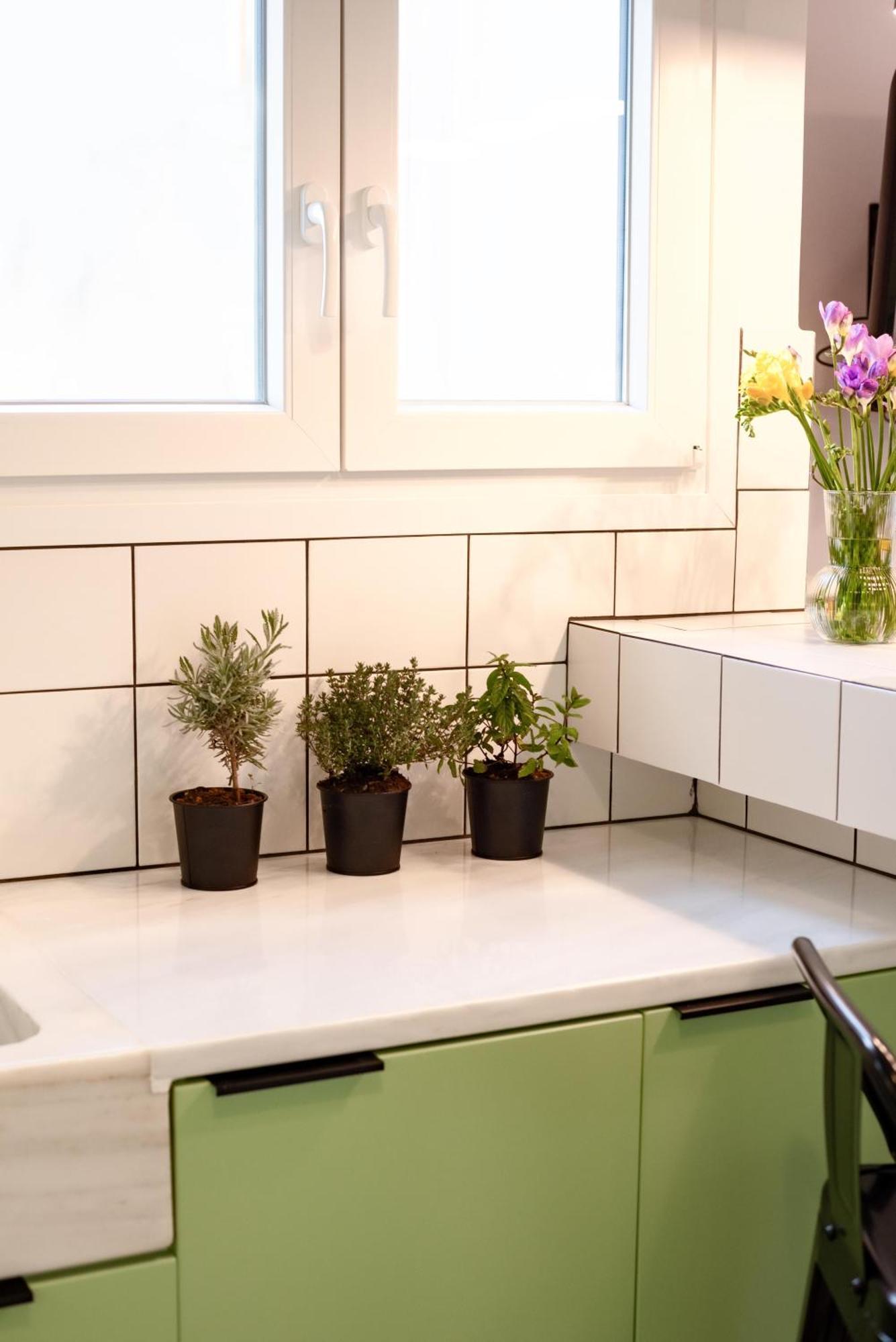Marilora's House. Charming Urban Retreat * Athens