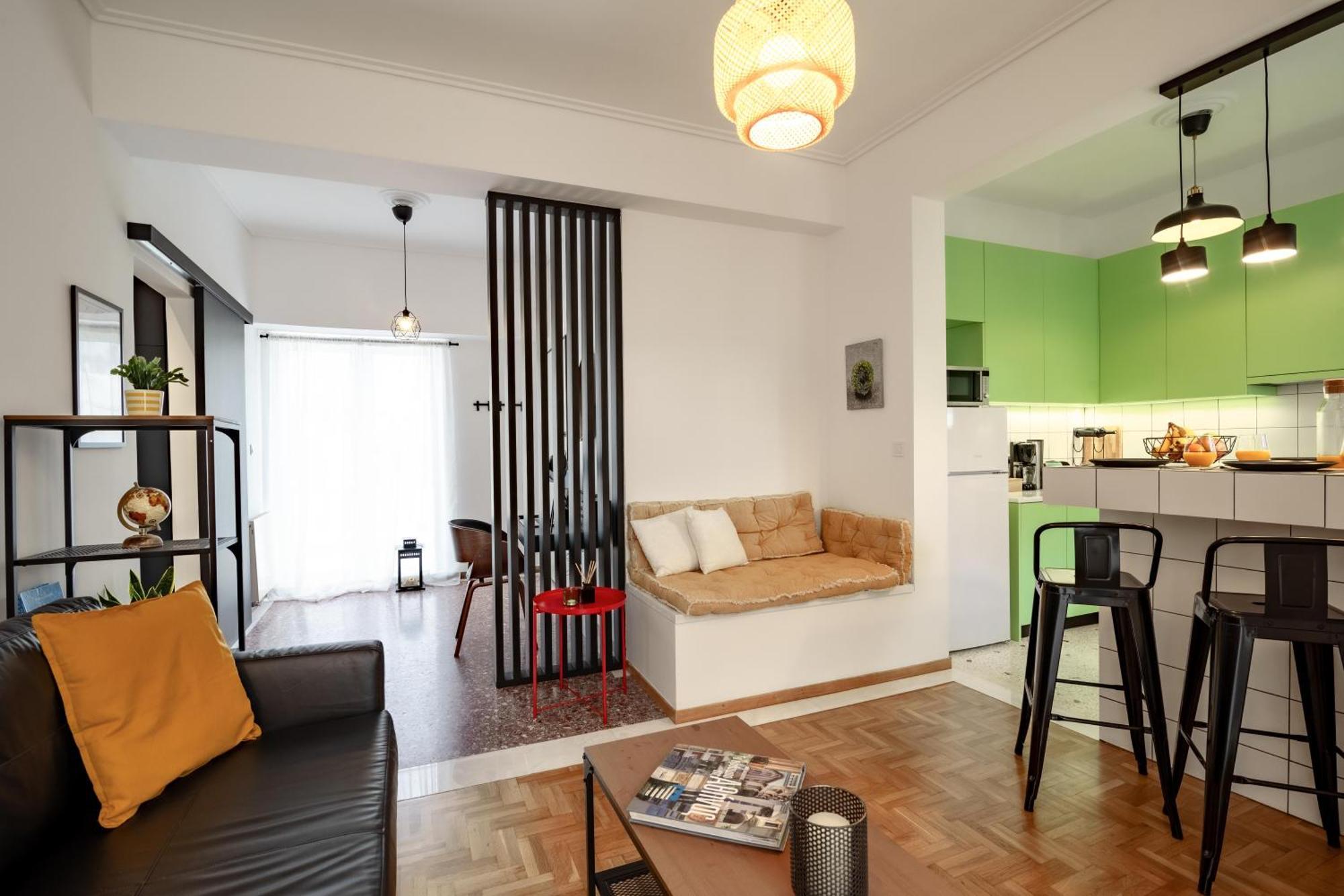 Marilora's House. Charming Urban Retreat * Athene